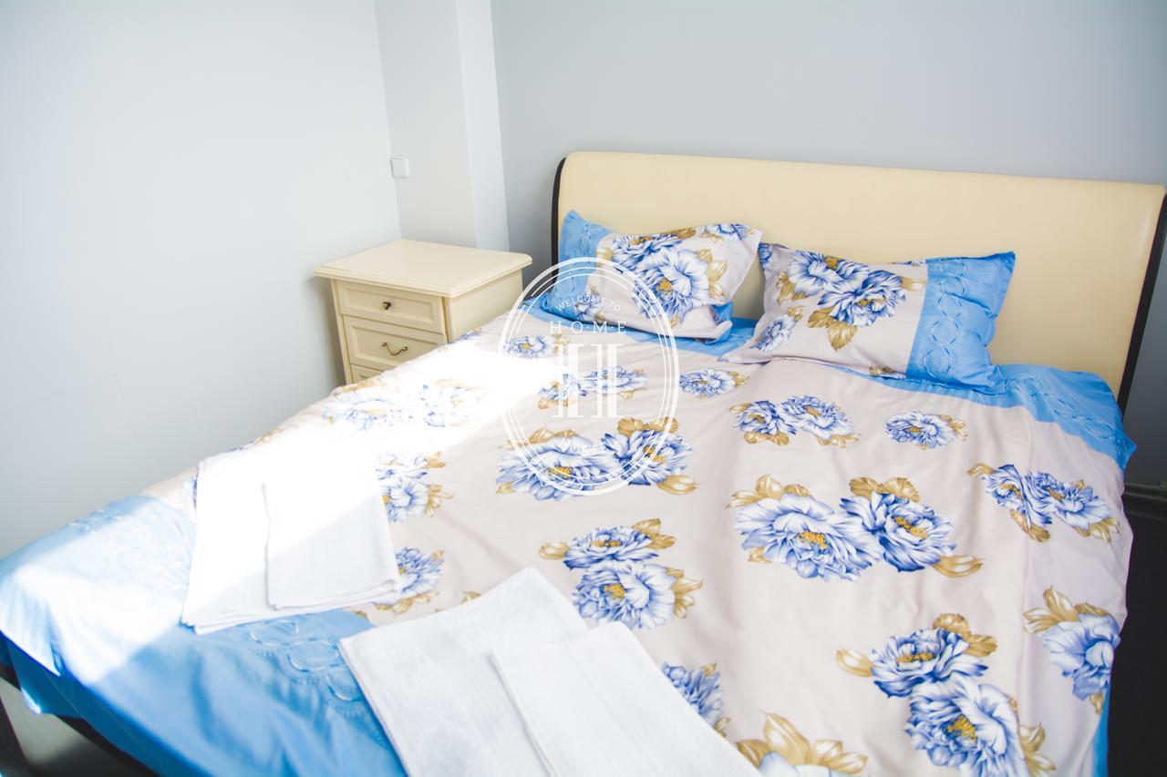 Hostel Home Kiev Exterior foto